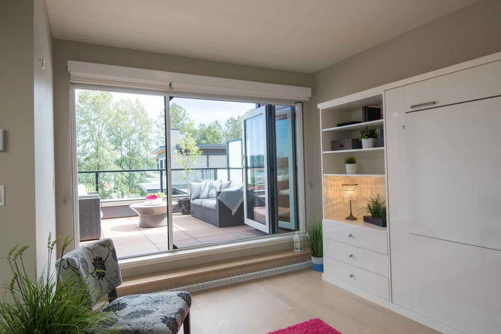 Home Point Gympie Centor Retractable Screen Image