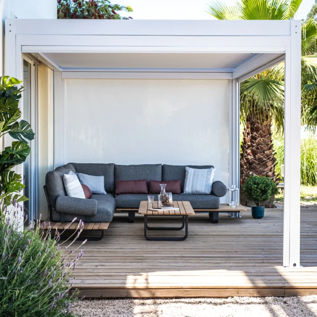 Home Point Gympie Operable Roof Systems Image