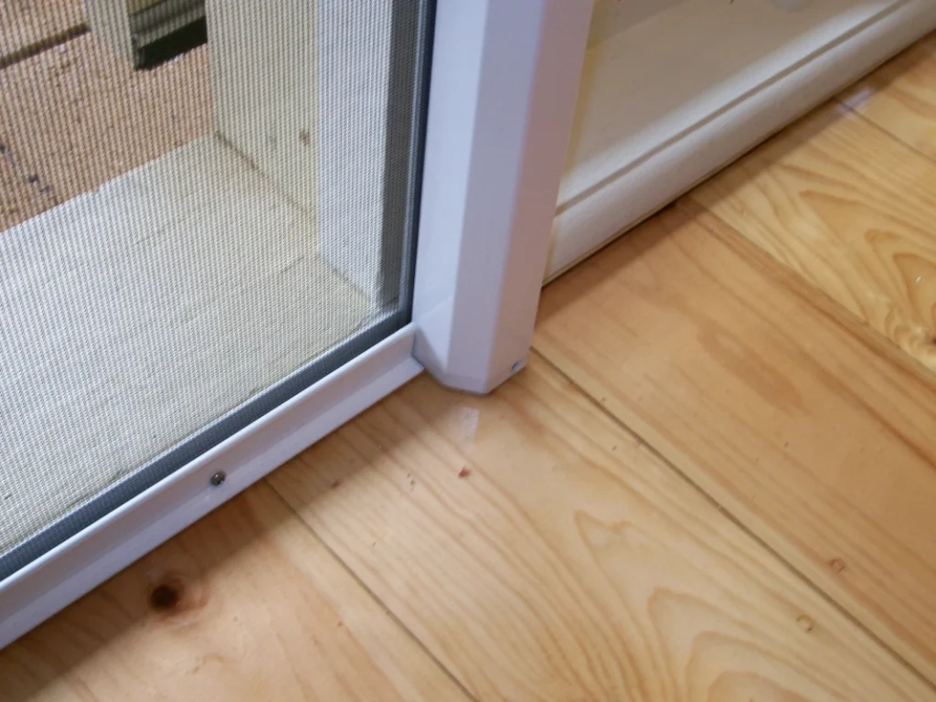 Home Point Gympie Phantom Retractable Screens Image